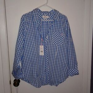 VINEYARD VINES BLUE GINGHAM BUTTON UP SHIRT